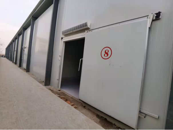 冷庫門怎么選擇？平移門和手拉門哪個更好